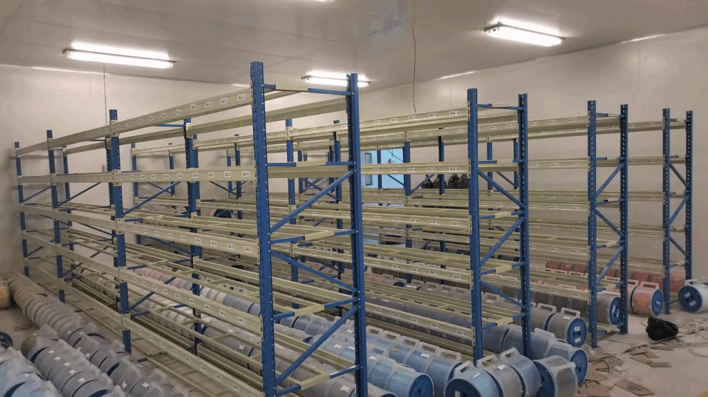 RAK BESI GUDANG MEDIUM DUTY SUSUN SERBAGUNA TIPE RR-500 – KAPASITAS 500 kg/LEVEL SHELVING ATAU 2 TON / UNIT | UKURAN PxL (200x60 CM) x Tinggi (200, 250, 300 CM) | RAJA RAK INDONESIA | KIRIM KE SELURUH INDONESIA