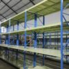 RAK BESI GUDANG MEDIUM DUTY SUSUN SERBAGUNA TIPE RR-500 – KAPASITAS 500 kg/LEVEL SHELVING ATAU 2 TON / UNIT | UKURAN PxL (200x60 CM) x Tinggi (200, 250, 300 CM) | RAJA RAK INDONESIA | KIRIM KE SELURUH INDONESIA