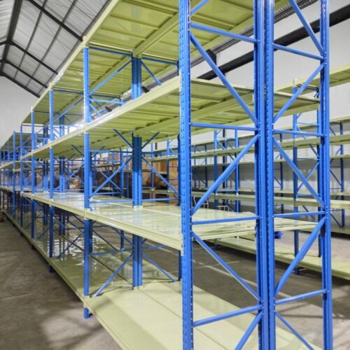 RAK BESI GUDANG MEDIUM DUTY SUSUN SERBAGUNA TIPE RR-500 – KAPASITAS 500 kg/LEVEL SHELVING ATAU 2 TON / UNIT | UKURAN PxL (200x60 CM) x Tinggi (200, 250, 300 CM) | RAJA RAK INDONESIA | KIRIM KE SELURUH INDONESIA