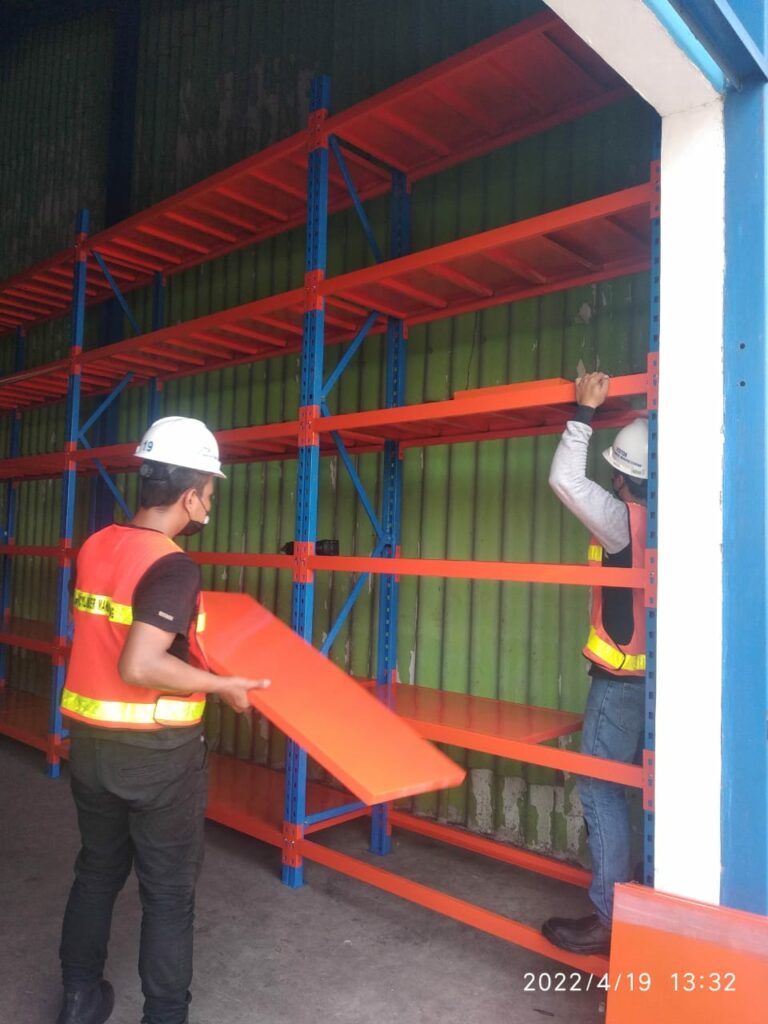 RAK GUDANG BESI MEDIUM DUTY TIPE ZA-500 TINGGI 300 CM, KAPASITAS 500 KG / LAYER, UKURAN 200x50x300 CM & 200x60x300 CM